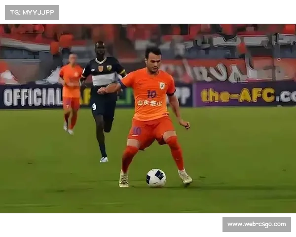 泰山队外援瓦科攻入第25球,荣膺本赛季中超金靴 泰山队外援瓦科攻入第25球,荣膺本赛季中超金靴